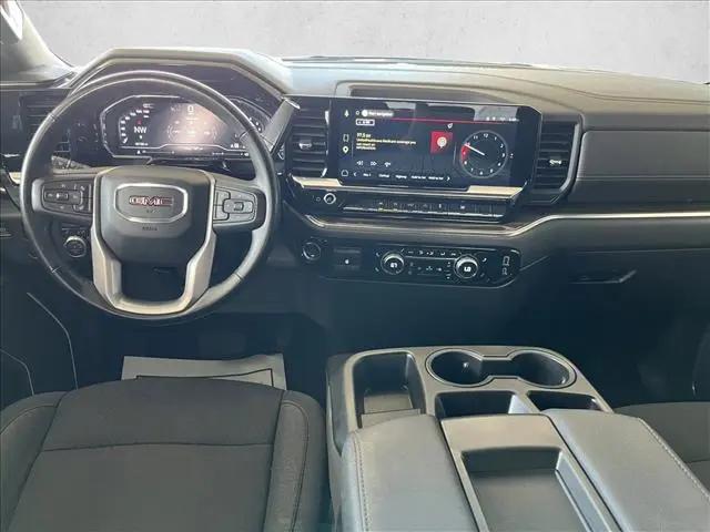 2025 GMC Sierra 1500 4WD Crew Cab Short Box Elevation with 3VL