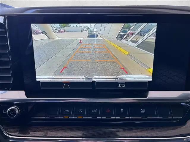 2025 GMC Sierra 1500 4WD Crew Cab Short Box Elevation with 3VL
