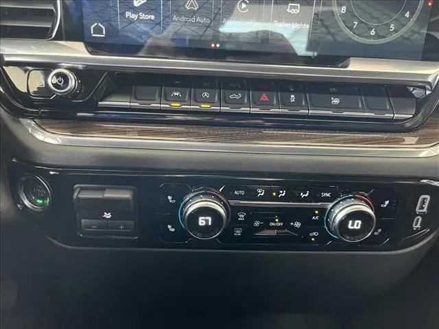 2025 GMC Sierra 1500 4WD Crew Cab Short Box Elevation with 3VL