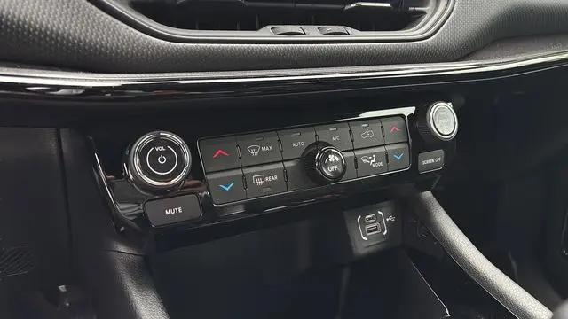 2023 Jeep Compass Altitude 4x4