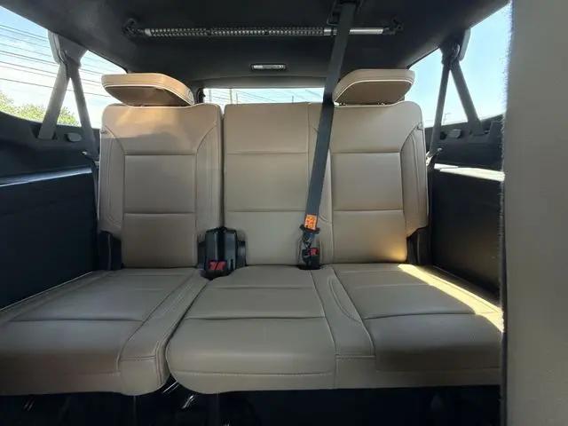 2022 Chevrolet Suburban 4WD Premier