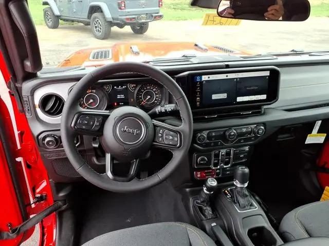 2026 Jeep Wrangler 4-Door Willys 4x4