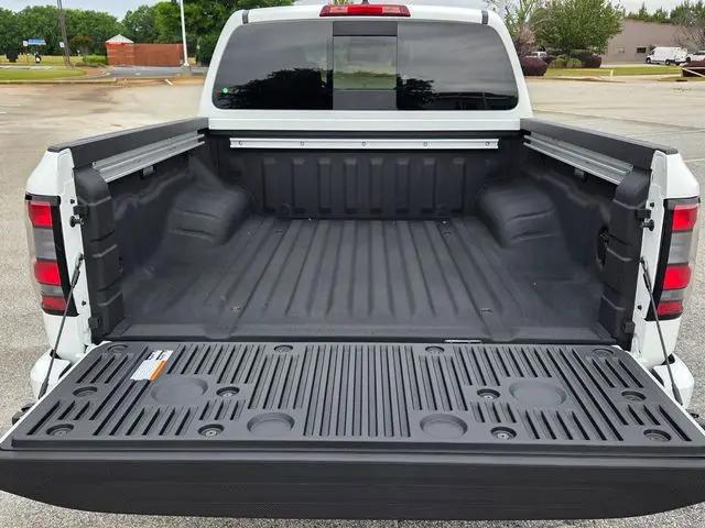 2026 Nissan Frontier Crew Cab SV 4x2