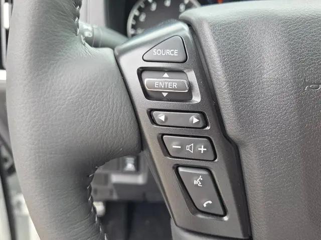 2026 Nissan Frontier Crew Cab SV 4x2