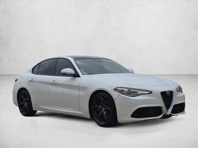 2017 Alfa Romeo Giulia Ti RWD