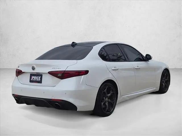2017 Alfa Romeo Giulia Ti RWD