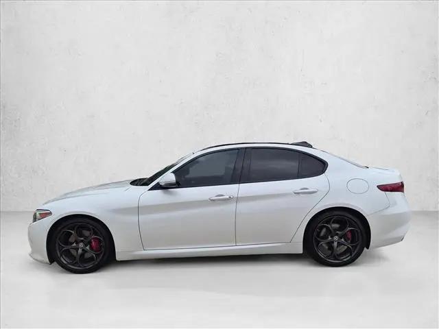 2017 Alfa Romeo Giulia Ti RWD