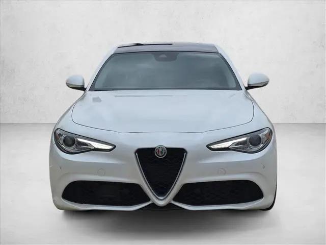 2017 Alfa Romeo Giulia Ti RWD