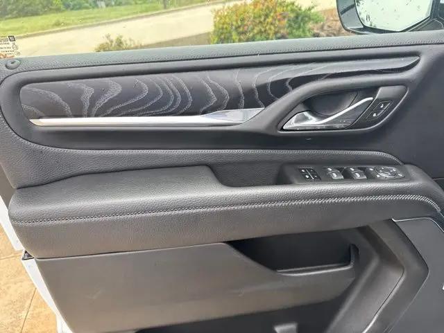 2023 GMC Yukon 4WD Denali