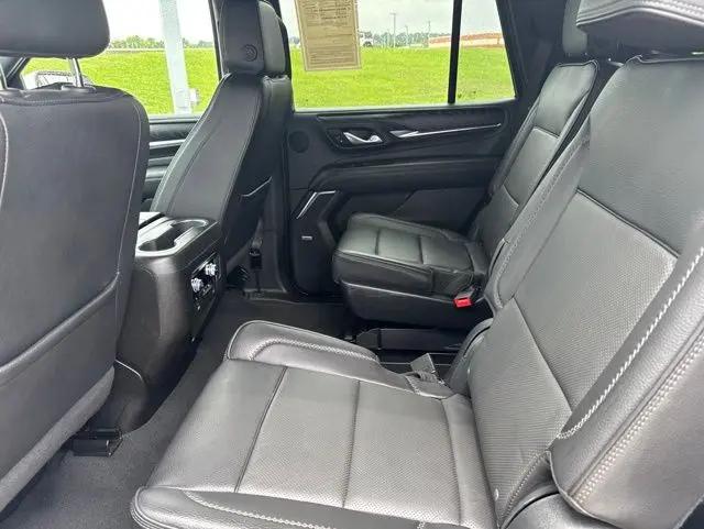 2023 GMC Yukon 4WD Denali