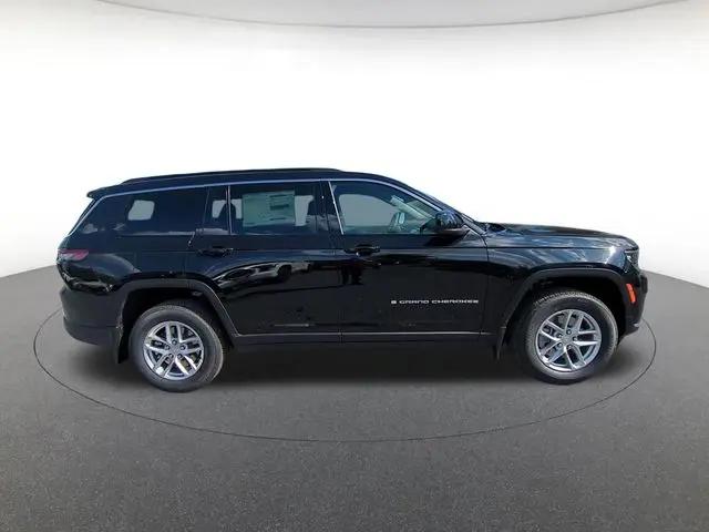 2026 Jeep Grand Cherokee L Laredo 4x4