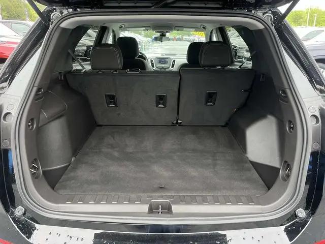 2023 Chevrolet Equinox AWD LS