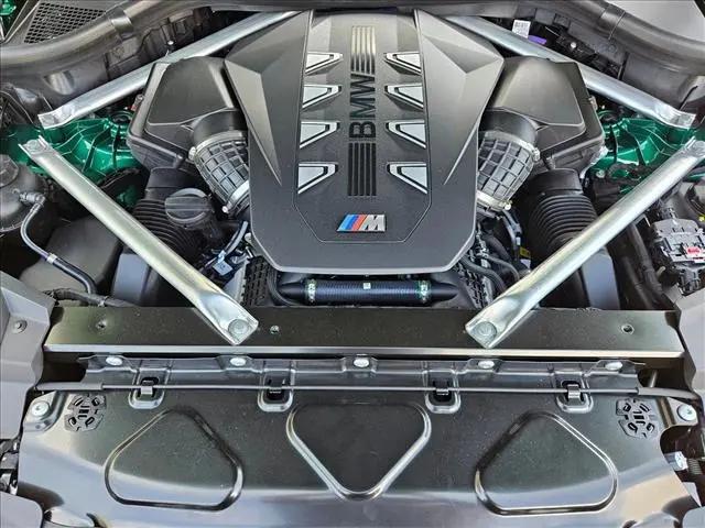 2027 BMW X6 M60i