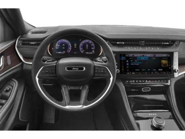 2026 Jeep Grand Cherokee Altitude 4x4