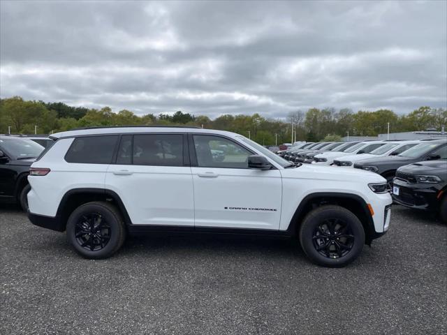 2026 Jeep Grand Cherokee GRAND CHEROKEE L LAREDO ALTITUDE 4X4 2026 Jeep Grand Cherokee GRAND CHEROKEE L LAREDO ALTITUDE 4X4