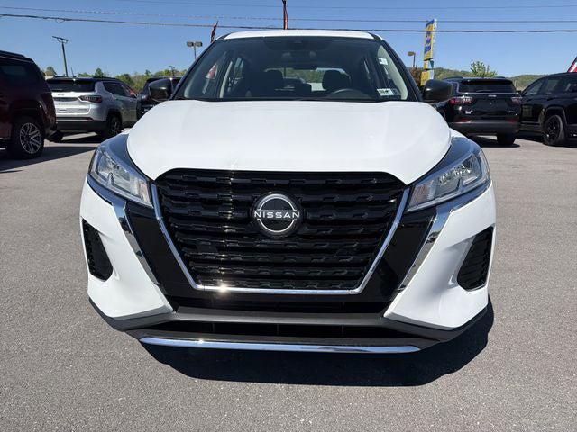 2023 Nissan Kicks S Xtronic CVT