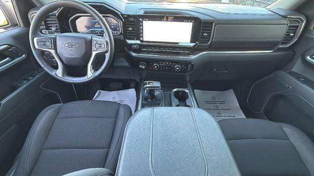 2024 Chevrolet Silverado 1500 4WD Crew Cab Short Bed RST