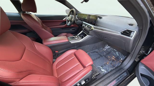 2024 BMW M4 M440i