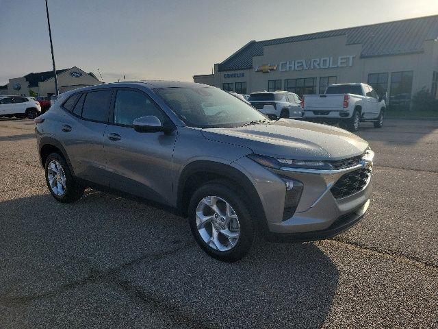 2026 Chevrolet Trax FWD LS