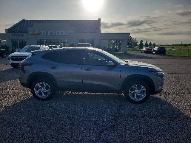 2026 Chevrolet Trax FWD LS