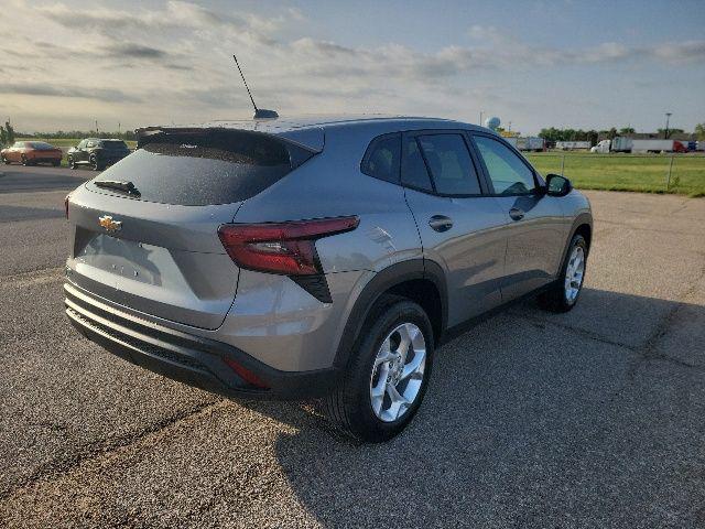 2026 Chevrolet Trax FWD LS