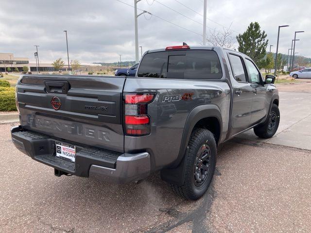 2026 Nissan Frontier Crew Cab Long Bed PRO-4X 4x4