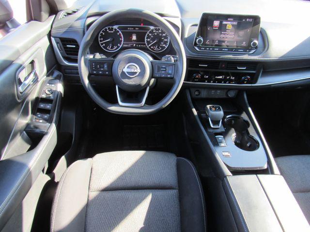 2024 Nissan Rogue SV FWD