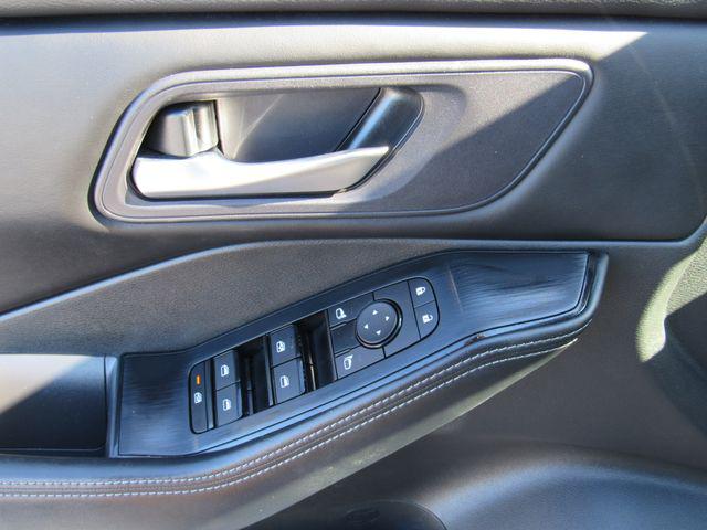 2024 Nissan Rogue SV FWD