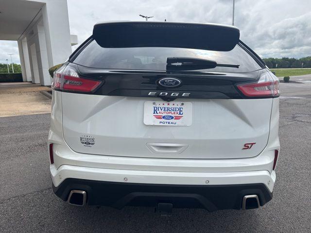 2022 Ford Edge ST
