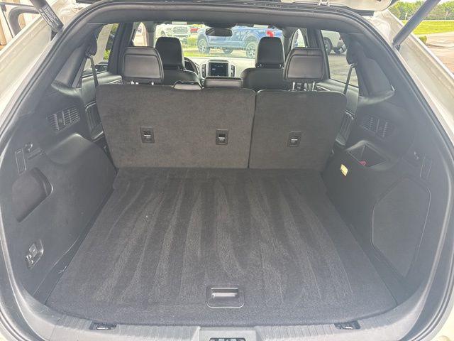 2022 Ford Edge ST