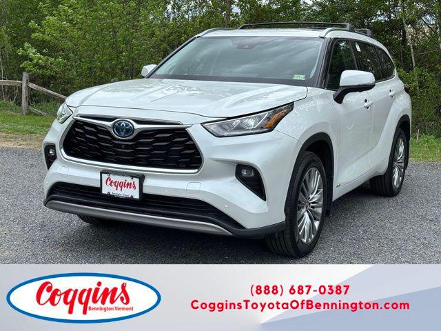 2024 Toyota Highlander Hybrid Platinum for sale in Bennington, VT