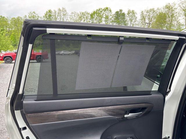 2024 Toyota Highlander Hybrid Platinum