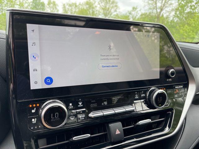 2024 Toyota Highlander Hybrid Platinum