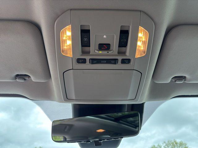2024 Toyota Highlander Hybrid Platinum