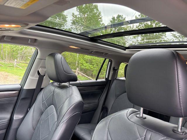 2024 Toyota Highlander Hybrid Platinum
