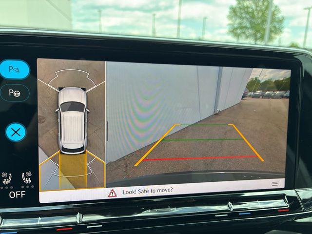2026 Volkswagen Atlas Cross Sport SEL Premium R-Line