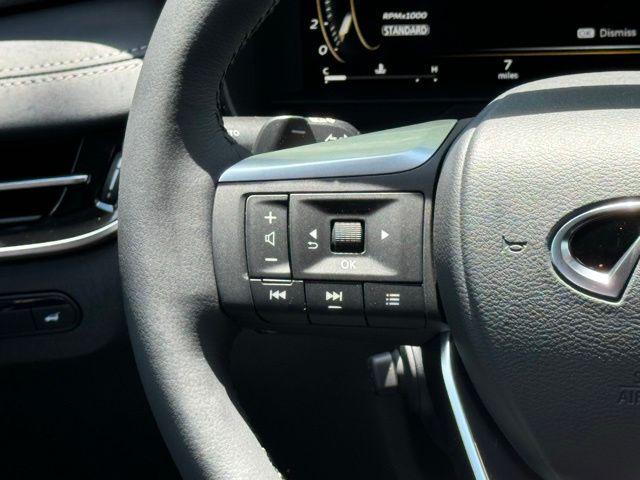 2027 INFINITI QX60 LUXE