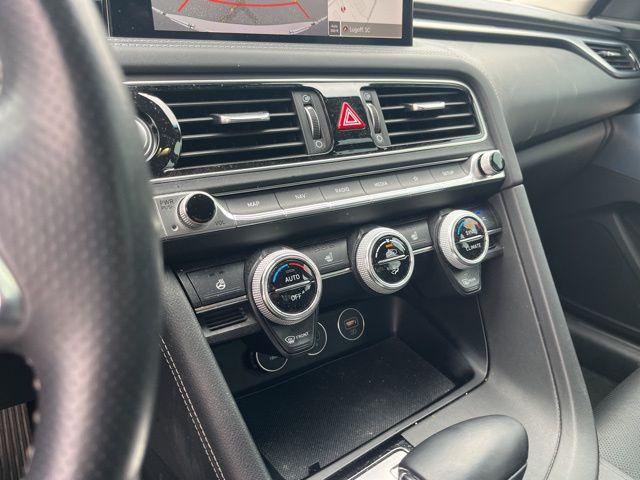 2023 Genesis G70 2.0T AWD