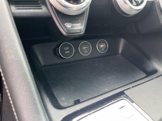 2023 Genesis G70 2.0T AWD