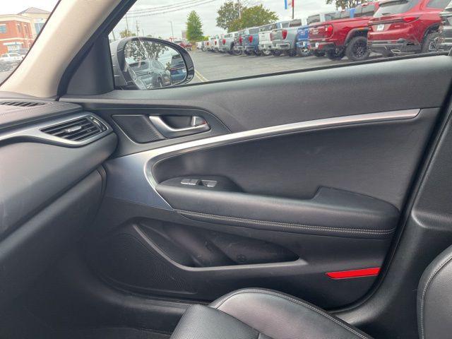 2023 Genesis G70 2.0T AWD