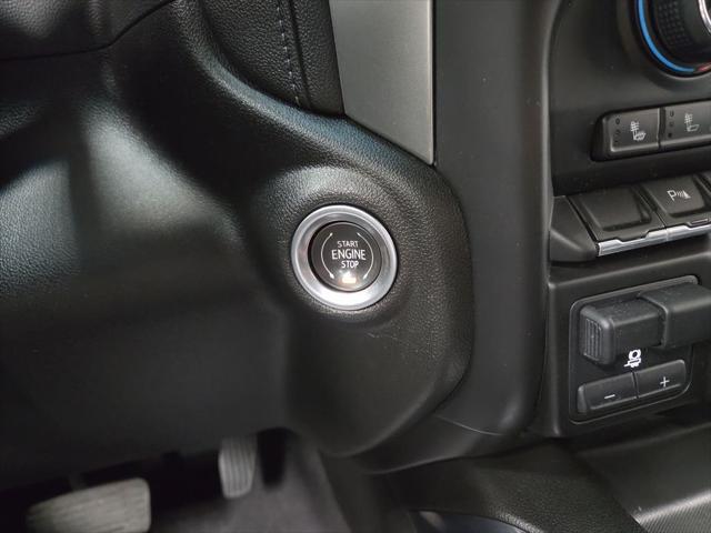 2021 Chevrolet Silverado 1500 4WD Crew Cab Short Bed LTZ