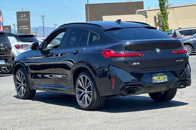 2023 BMW X4 xDrive30i