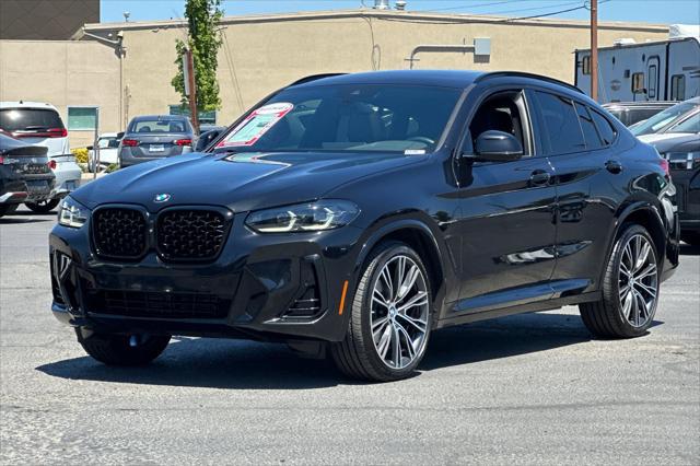2023 BMW X4 xDrive30i