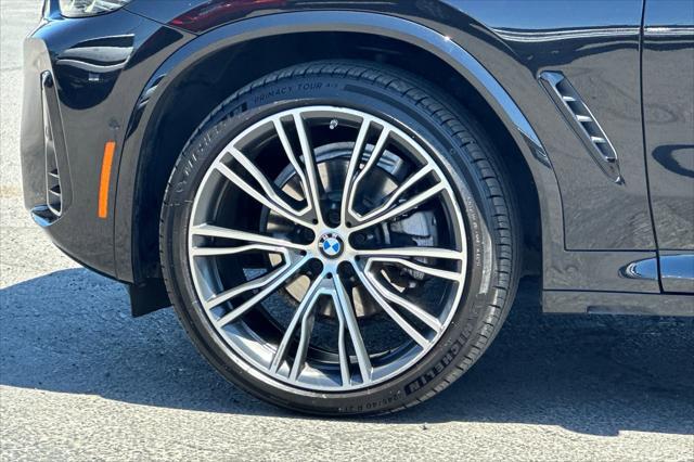 2023 BMW X4 xDrive30i