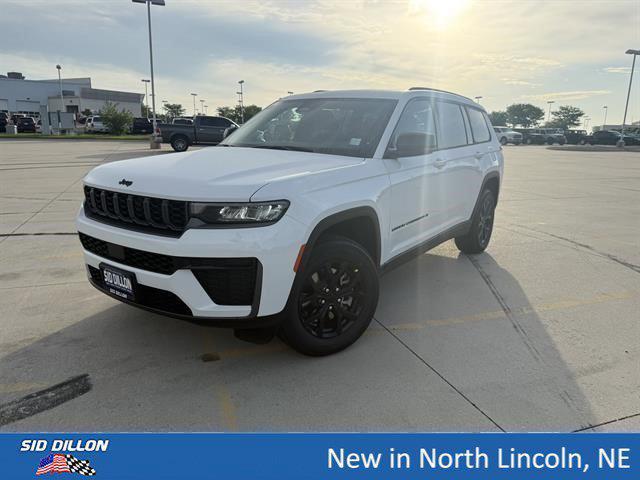 2026 Jeep Grand Cherokee L GRAND CHEROKEE L LAREDO ALTITUDE 4X4
