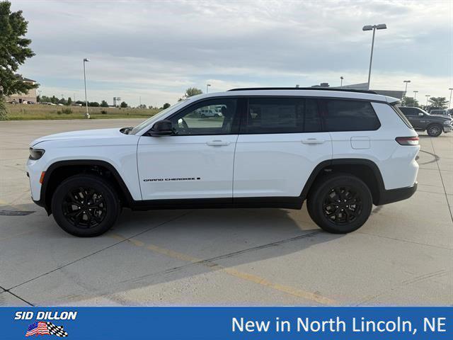 2026 Jeep Grand Cherokee L GRAND CHEROKEE L LAREDO ALTITUDE 4X4