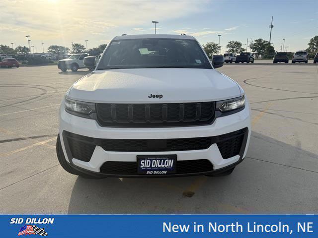 2026 Jeep Grand Cherokee L GRAND CHEROKEE L LAREDO ALTITUDE 4X4