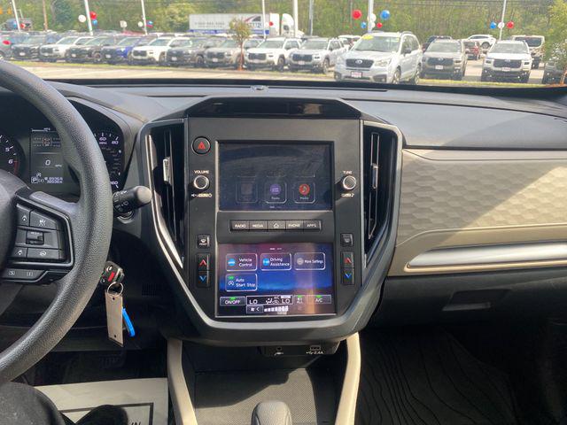 2025 Subaru Forester Base
