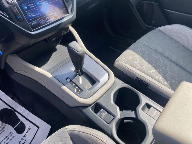 2025 Subaru Forester Base