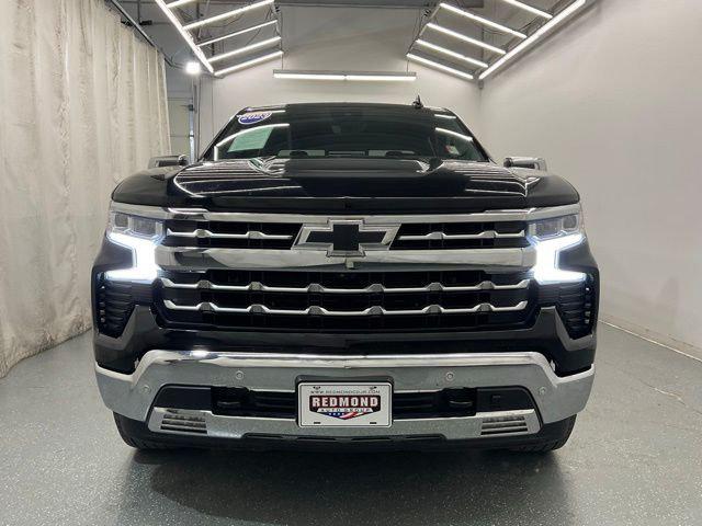 2023 Chevrolet Silverado 1500 4WD Crew Cab Short Bed LTZ
